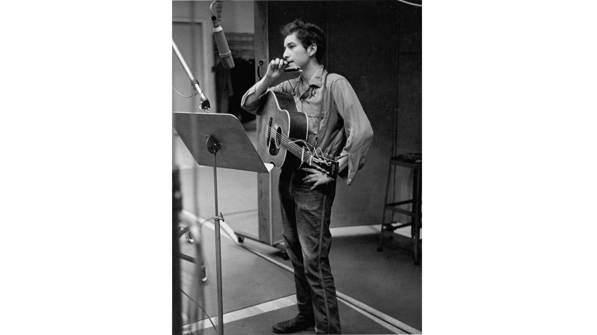 1960s_The_Young_Folk_Singer_Look